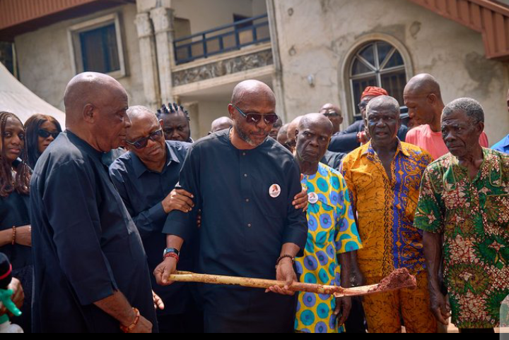 98b7cc636dd84b9ca22004419c959364