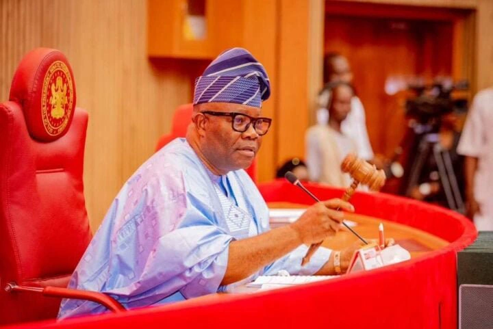 56c859143d0725ff79bfb18b7d73d659