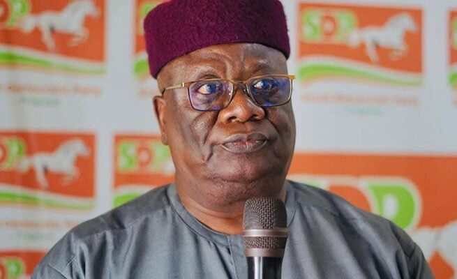 c57f4b989328ff3cd6bd55a681e3d68d