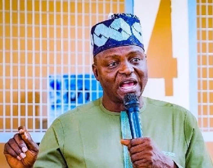 0e9098fa10c355842c19e75e9be37c15